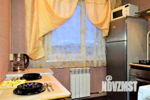 2-к квартира, посуточно, 45м2, 5/5 этаж