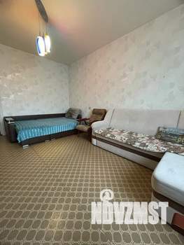 1-к квартира, посуточно, 40м2, 3/9 этаж