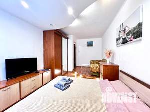 1-к квартира, посуточно, 36м2, 8/9 этаж