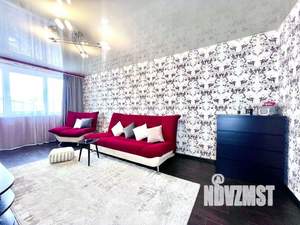 1-к квартира, посуточно, 47м2, 1/1 этаж