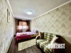 1-к квартира, посуточно, 49м2, 1/1 этаж