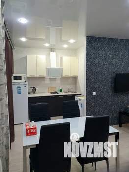 2-к квартира, посуточно, 41м2, 5/5 этаж