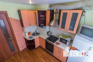 2-к квартира, посуточно, 45м2, 1/1 этаж