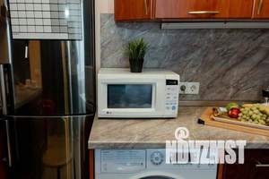 2-к квартира, посуточно, 50м2, 4/4 этаж