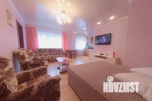 2-к квартира, посуточно, 45м2, 1/1 этаж