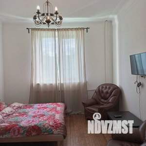 1-к квартира, посуточно, 38м2, 1/1 этаж