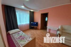 2-к квартира, посуточно, 45м2, 3/5 этаж