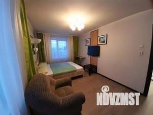 1-к квартира, посуточно, 33м2, 1/1 этаж