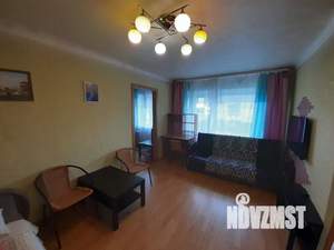 2-к квартира, посуточно, 45м2, 1/1 этаж