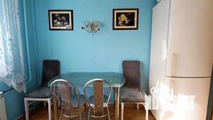 3-к квартира, посуточно, 55м2, 1/1 этаж