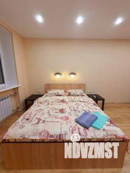 1-к квартира, посуточно, 35м2, 1/1 этаж