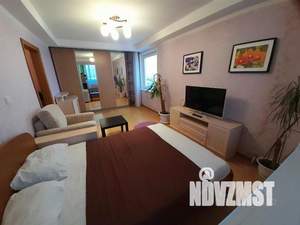 1-к квартира, посуточно, 33м2, 1/1 этаж