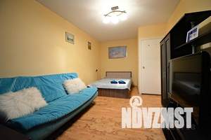 1-к квартира, посуточно, 36м2, 3/9 этаж