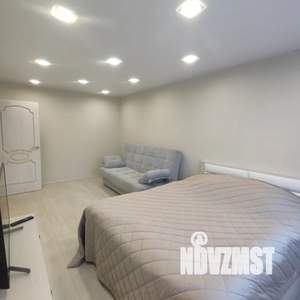 1-к квартира, посуточно, 33м2, 9/9 этаж