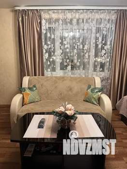 Студия квартира, посуточно, 31м2, 4/5 этаж