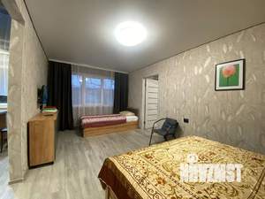 2-к квартира, посуточно, 45м2, 2/5 этаж