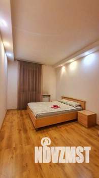 1-к квартира, посуточно, 60м2, 1/1 этаж