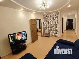 1-к квартира, посуточно, 60м2, 1/1 этаж