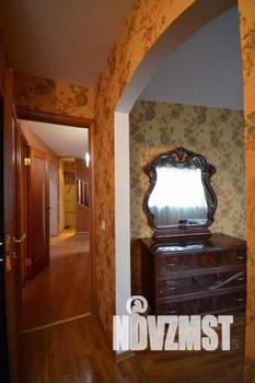 1-к квартира, посуточно, 105м2, 1/1 этаж