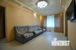 2-к квартира, посуточно, 48м2, 1/5 этаж