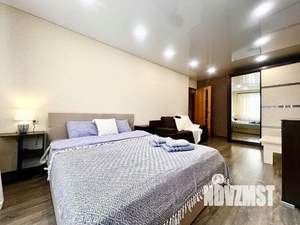 2-к квартира, посуточно, 47м2, 1/1 этаж