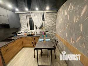 1-к квартира, посуточно, 33м2, 6/10 этаж