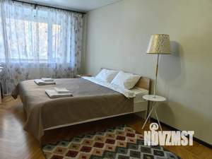 1-к квартира, посуточно, 36м2, 1/9 этаж