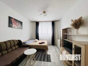 1-к квартира, посуточно, 43м2, 4/9 этаж