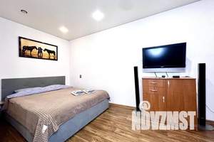 1-к квартира, посуточно, 33м2, 2/9 этаж