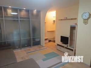 Студия квартира, посуточно, 30м2, 4/5 этаж