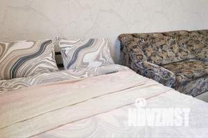 2-к квартира, посуточно, 56м2, 1/5 этаж