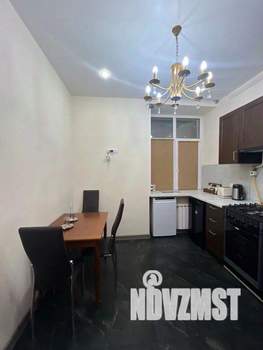 2-к квартира, посуточно, 58м2, 1/1 этаж