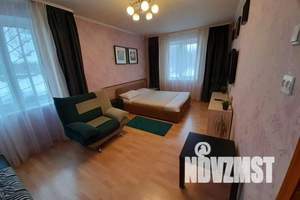 1-к квартира, посуточно, 33м2, 2/10 этаж