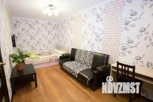1-к квартира, посуточно, 45м2, 1/1 этаж