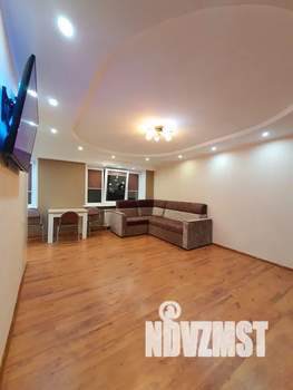 2-к квартира, посуточно, 50м2, 5/5 этаж