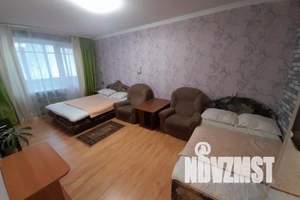 1-к квартира, посуточно, 33м2, 2/10 этаж