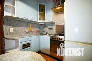 1-к квартира, посуточно, 38м2, 1/5 этаж