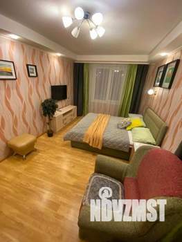 1-к квартира, посуточно, 33м2, 1/1 этаж