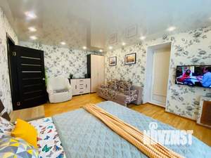 3-к квартира, посуточно, 54м2, 1/1 этаж