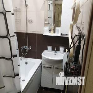 3-к квартира, посуточно, 61м2, 1/5 этаж