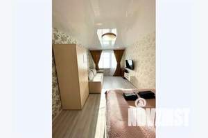 1-к квартира, посуточно, 35м2, 4/9 этаж