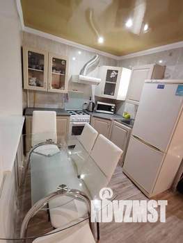 1-к квартира, посуточно, 48м2, 1/1 этаж