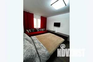 1-к квартира, посуточно, 36м2, 4/9 этаж