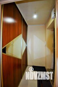 2-к квартира, посуточно, 48м2, 1/5 этаж