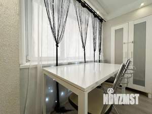 Студия квартира, посуточно, 27м2, 1/5 этаж