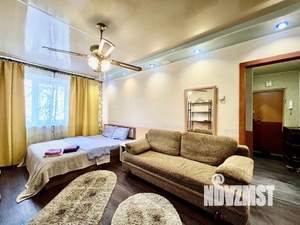 1-к квартира, посуточно, 49м2, 1/1 этаж