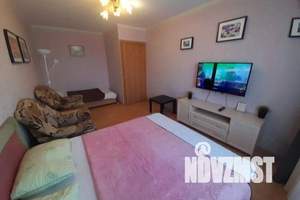 1-к квартира, посуточно, 33м2, 8/10 этаж