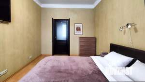 2-к квартира, посуточно, 50м2, 1/1 этаж