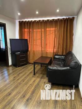 2-к квартира, посуточно, 45м2, 5/5 этаж