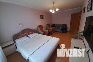 1-к квартира, посуточно, 33м2, 5/10 этаж